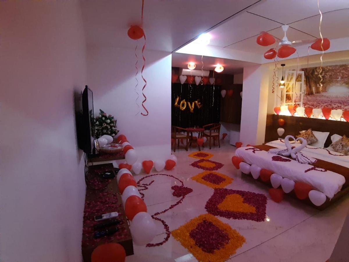 Hotel The Grand Piano - Best Business Hotel In Patan المظهر الخارجي الصورة