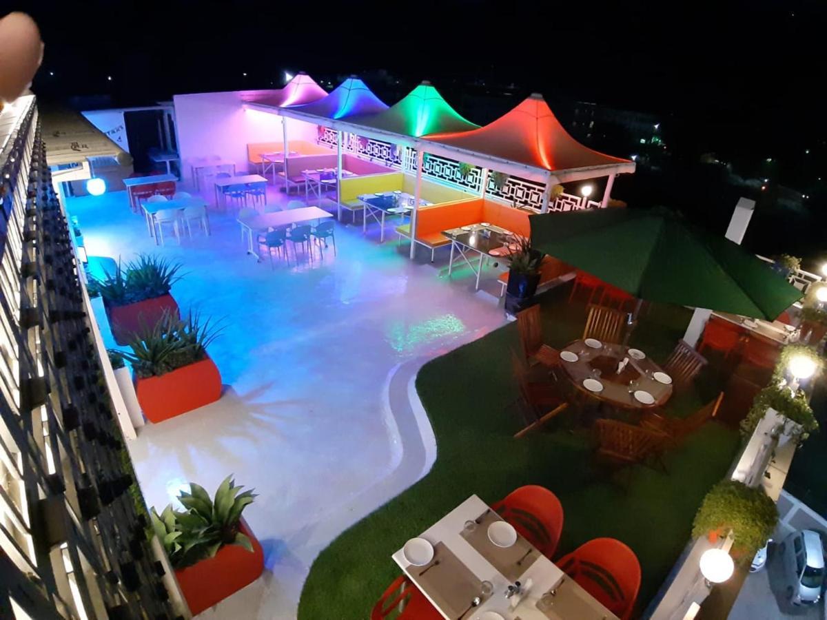 Hotel The Grand Piano - Best Business Hotel In Patan المظهر الخارجي الصورة