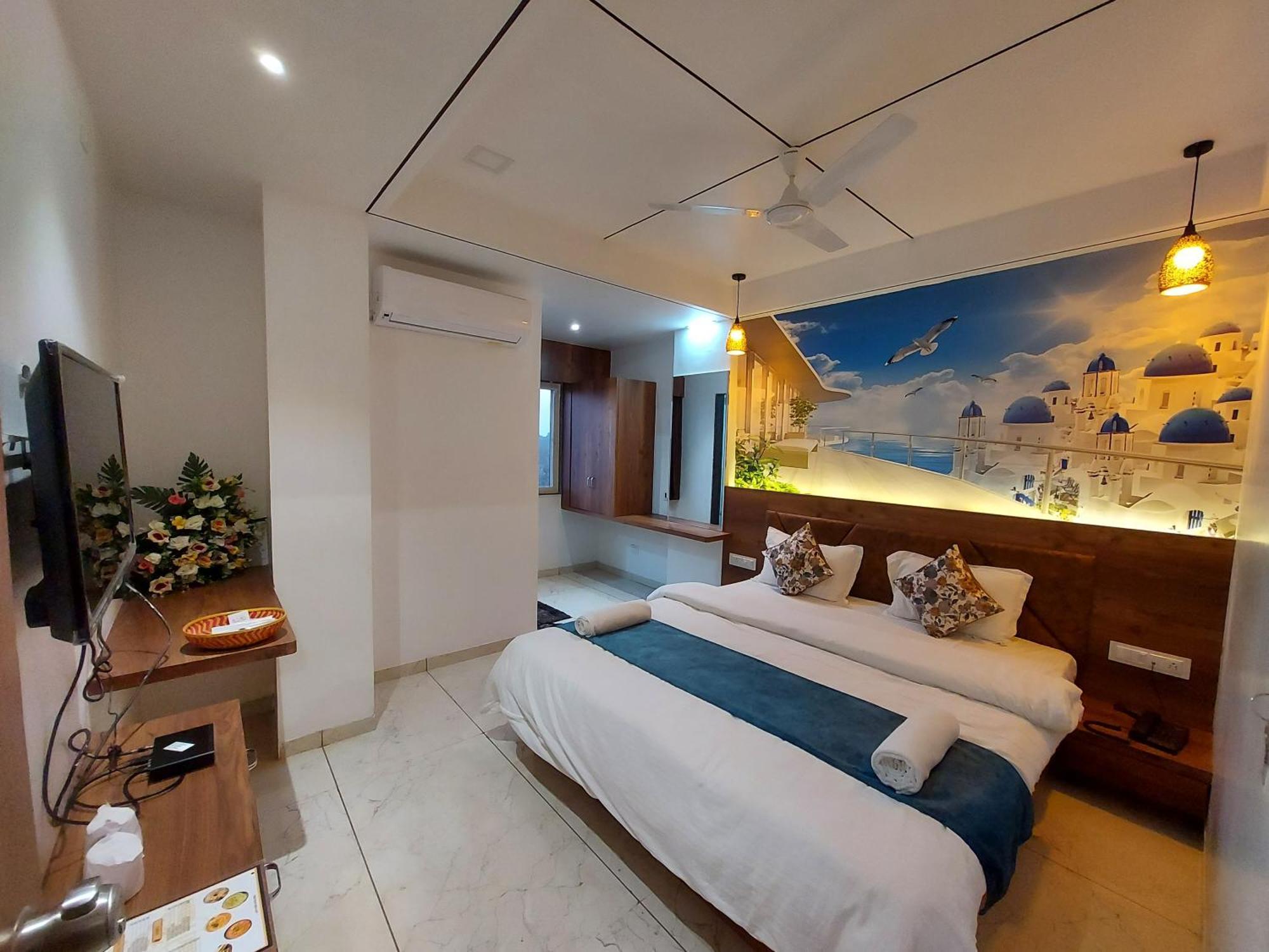 Hotel The Grand Piano - Best Business Hotel In Patan المظهر الخارجي الصورة
